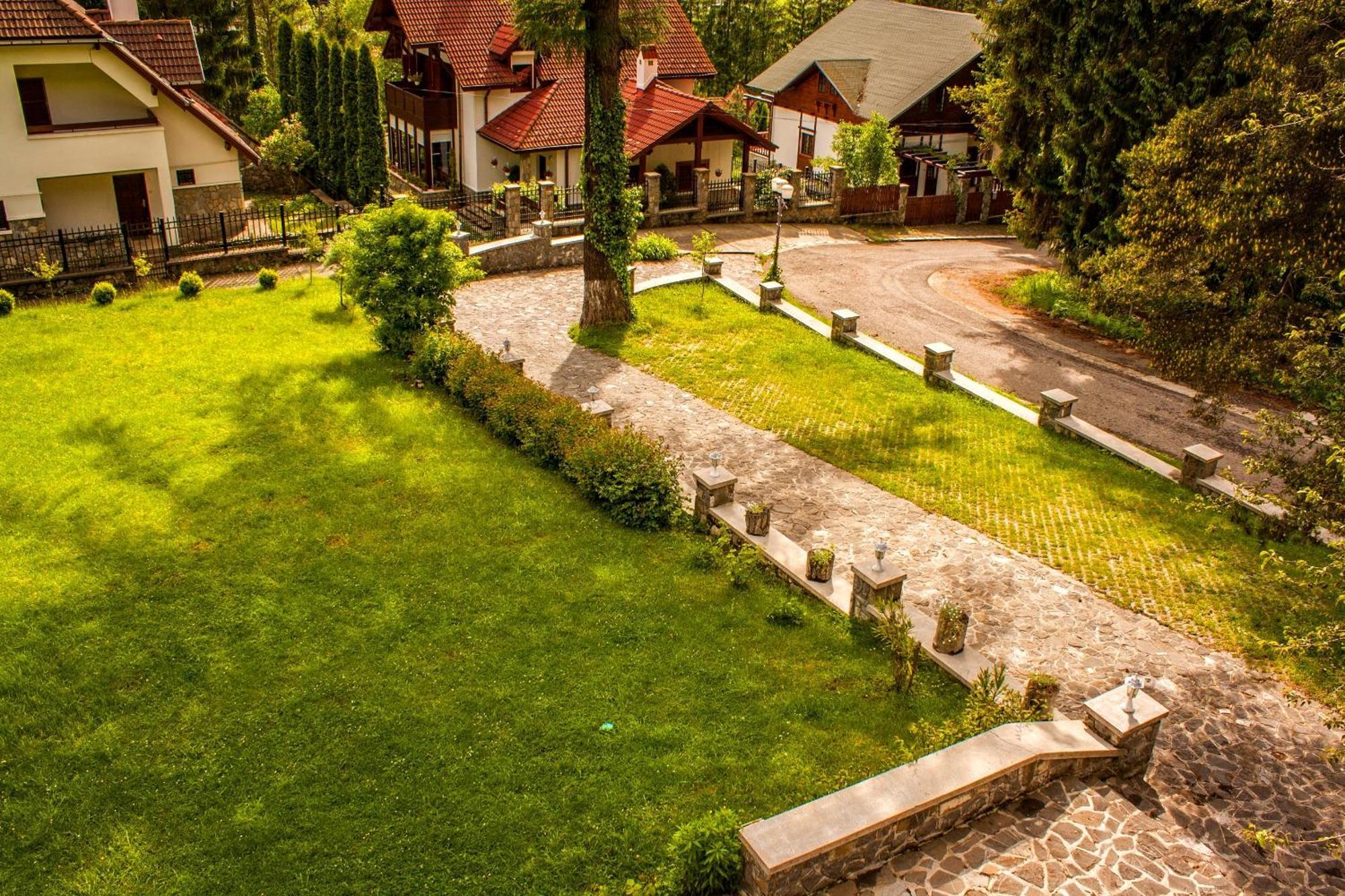 Hotel Pensiunea Boema Sinaia Zimmer foto